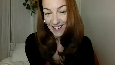 Edenfox- — Stripchat recorded stream screenshot (28 Dec 2025)