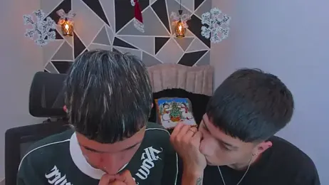 Juan_Nd_Steven — Stripchat recorded stream image, 30.12.2025 01:30