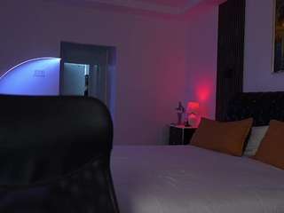 ms-k — Camsoda recorded stream image, 30.12.2025 11:50