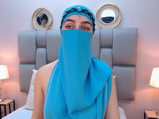 Aliah Manzur — Flirt4free recorded stream screenshot (30 Dec 2025)