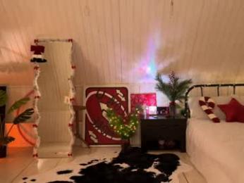 uwunikaa — Chaturbate recorded stream screenshot (30 Dec 2025)