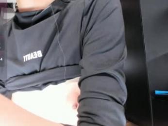 hi_miki — Chaturbate recorded stream screenshot (01 Jan 2026)