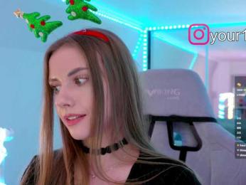 VikkiExtraCheese — Bongacams recorded stream image, 31.12.2025 21:00