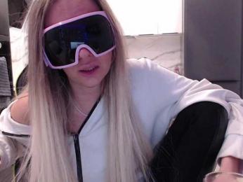 blondalina — Bongacams recorded stream image, 01.01.2026 13:00