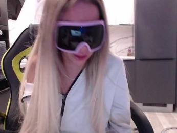 blondalina — Bongacams recorded stream image, 01.01.2026 13:00