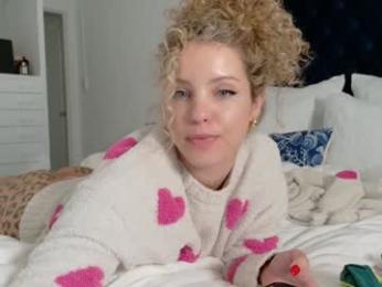 theislandgirl — Chaturbate recorded stream screenshot (01 Jan 2026)