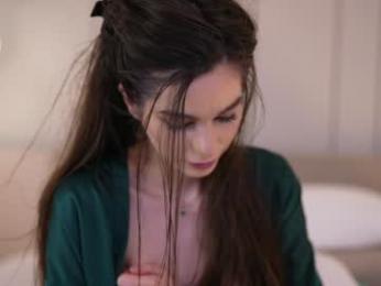 dovia — Chaturbate recorded stream image, 02.01.2026 10:20
