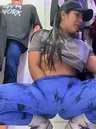 kim_monti — Stripchat recorded stream screenshot (02 Jan 2026)