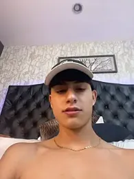 Lander_Cruz — Stripchat recorded stream image, 02.01.2026 20:30