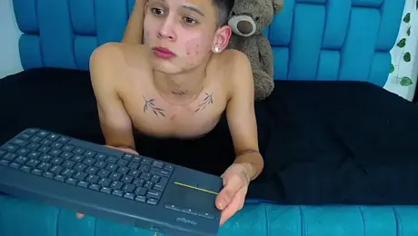 Hot_Boys_Latinos_X — Stripchat recorded stream screenshot (02 Jan 2026)
