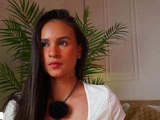 alana-haze — Camsoda recorded stream image, 03.01.2026 00:50