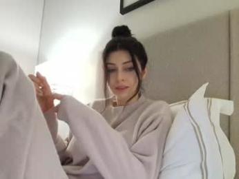 milla_bella — Chaturbate recorded stream image, 03.01.2026 20:30