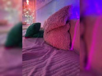 Sugarbaby33 — Bongacams recorded stream screenshot (28 Feb 2025)