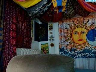 elizagrey — Camsoda recorded stream screenshot (04 Jan 2026)