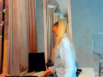 sassyt33n — Chaturbate recorded stream screenshot (04 Jan 2026)