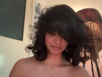 mriea_ — Chaturbate recorded stream image, 05.01.2026 05:40