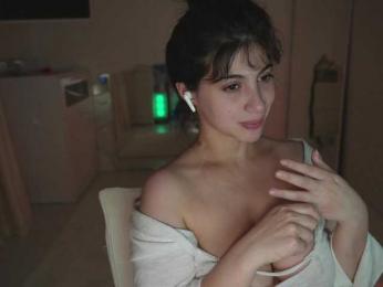 -Madi- — Bongacams recorded stream screenshot (05 Jan 2026)