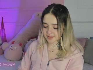 tammara1 — Camsoda recorded stream image, 05.01.2026 19:10