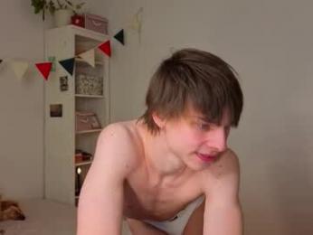 angelic_look — Chaturbate recorded stream screenshot (05 Jan 2026)