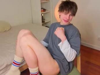 angelic_look — Chaturbate recorded stream screenshot (05 Jan 2026)