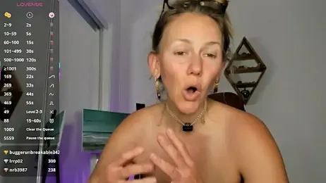 jasminedaze888 — Stripchat recorded stream image, 05.01.2026 22:10