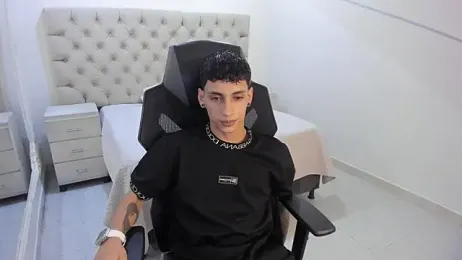 JhoanLeandro — Stripchat recorded stream screenshot (06 Jan 2026)