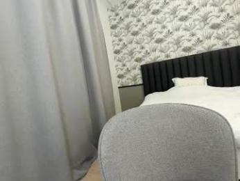 ehotlovea — Chaturbate recorded stream screenshot (28 Feb 2025)