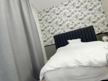 ehotlovea — Chaturbate recorded stream screenshot (28 Feb 2025)