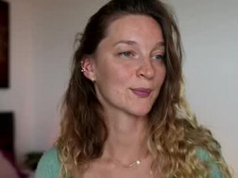 unbelievable__ — Chaturbate recorded stream image, 08.01.2026 01:10