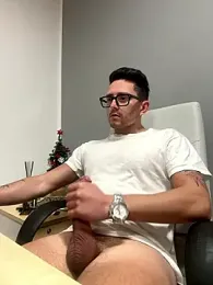 masterboss_ — Stripchat recorded stream image, 08.01.2026 12:30