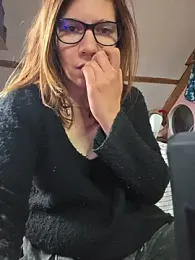 Lina_lou4 — Stripchat recorded stream image, 08.01.2026 12:40