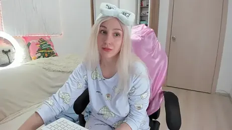 CarolMay — Stripchat recorded stream image, 10.01.2026 05:30