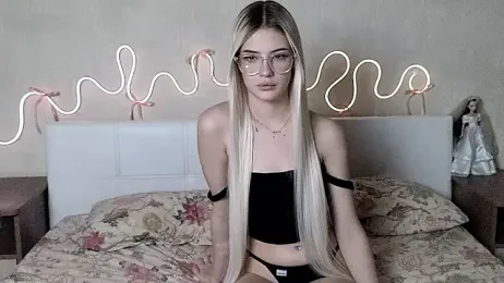 Betty_Blamee — Stripchat recorded stream image, 11.01.2026 09:00