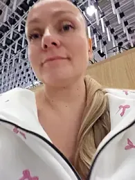 Bondgirl_013 — Stripchat recorded stream image, 11.01.2026 14:20