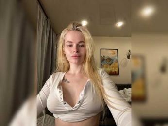 VladaMais — Bongacams recorded stream screenshot (11 Jan 2026)