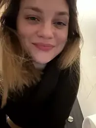 ValenciaShock — Stripchat recorded stream image, 12.01.2026 06:30