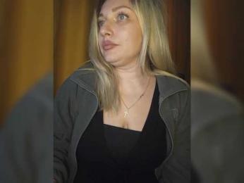 Tanysha-1 — Bongacams recorded stream image, 12.01.2026 04:10