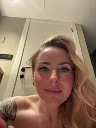 EmaSalis — Stripchat recorded stream screenshot (12 Jan 2026)