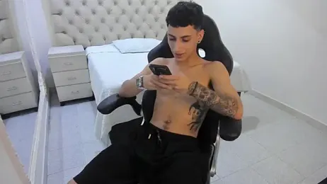 JhoanLeandro — Stripchat recorded stream screenshot (13 Jan 2026)