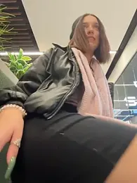 DollyTall — Stripchat recorded stream screenshot (13 Jan 2026)