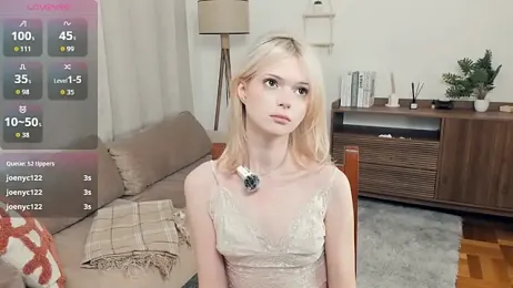 LaureMestler — Stripchat recorded stream screenshot (13 Jan 2026)