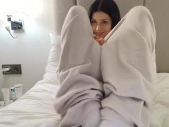 milla_bella — Chaturbate recorded stream image, 13.01.2026 21:10