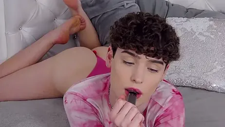RobbyCharming — Stripchat recorded stream image, 15.01.2026 07:50