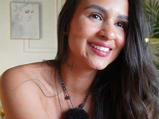 alana-haze — Camsoda recorded stream image, 16.01.2026 06:40
