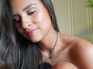 alana-haze — Camsoda recorded stream image, 16.01.2026 06:40