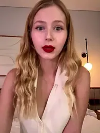 LunaRase — Stripchat recorded stream screenshot (16 Jan 2026)