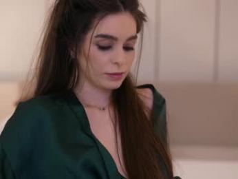 dovia — Chaturbate recorded stream image, 16.01.2026 08:30