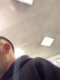 JuanZapata33 — Stripchat recorded stream image, 16.01.2026 21:40