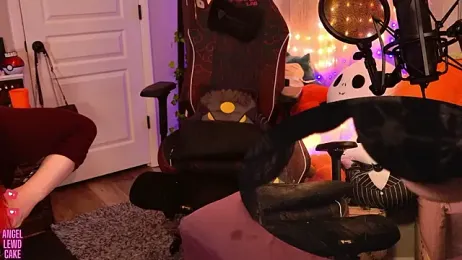 Angel-Lewd-Cake — Stripchat recorded stream image, 18.01.2026 02:00