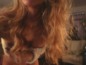 HeyBanana — Bongacams recorded stream screenshot (02 Mar 2025)